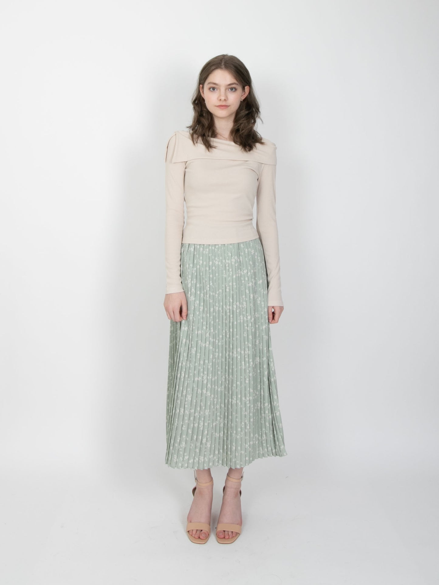 Pleated Floral Long Skirt