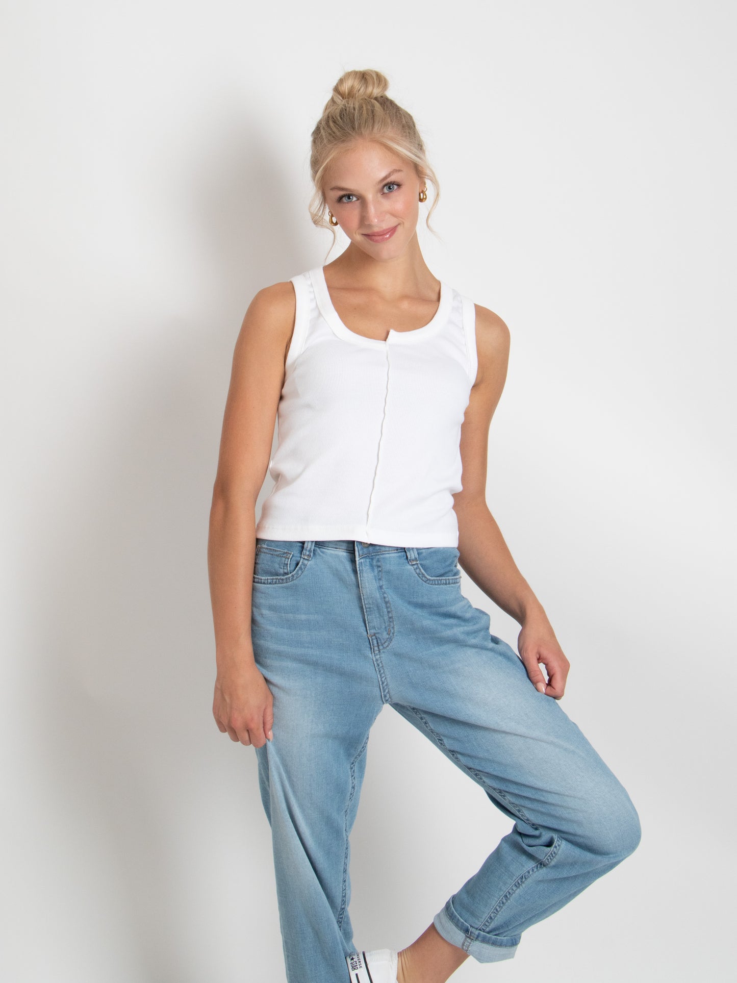 Straight Jeans