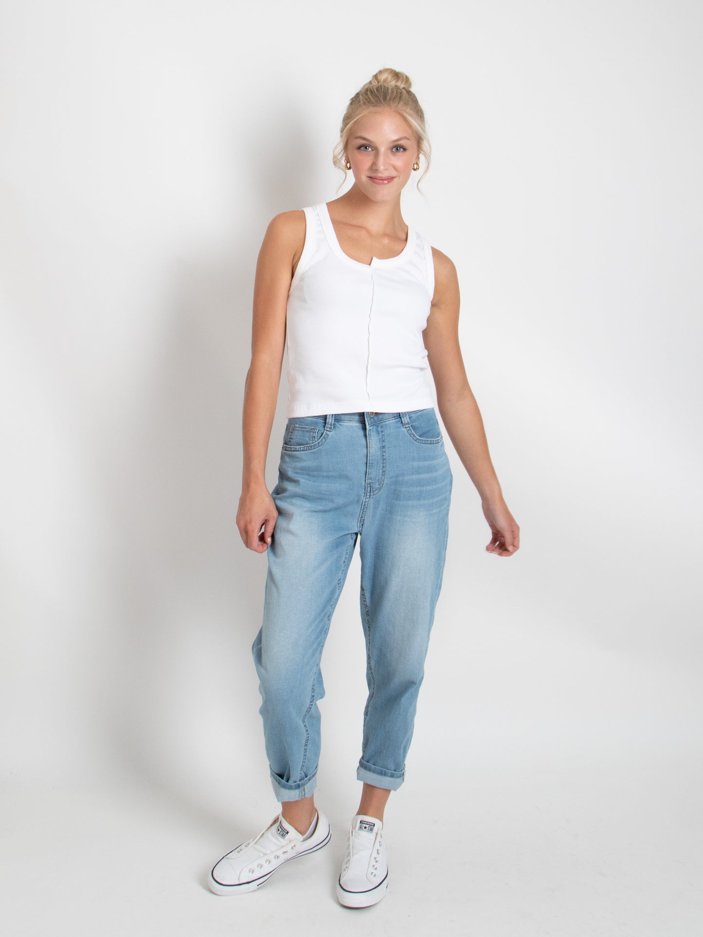 Straight Jeans