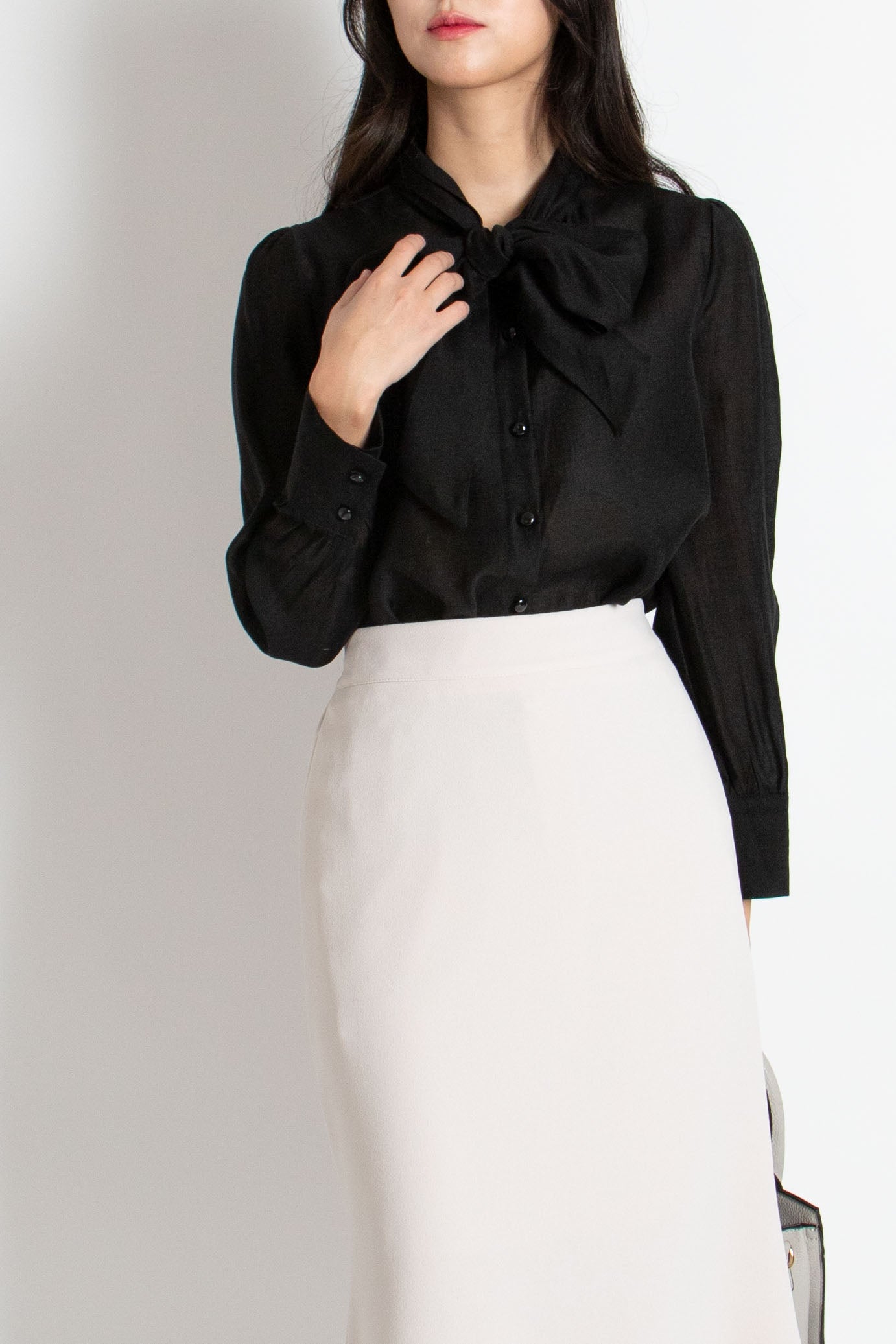 Big Ribbon Blouse