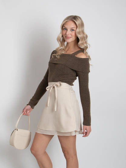 Unbalance Shoulder Knit