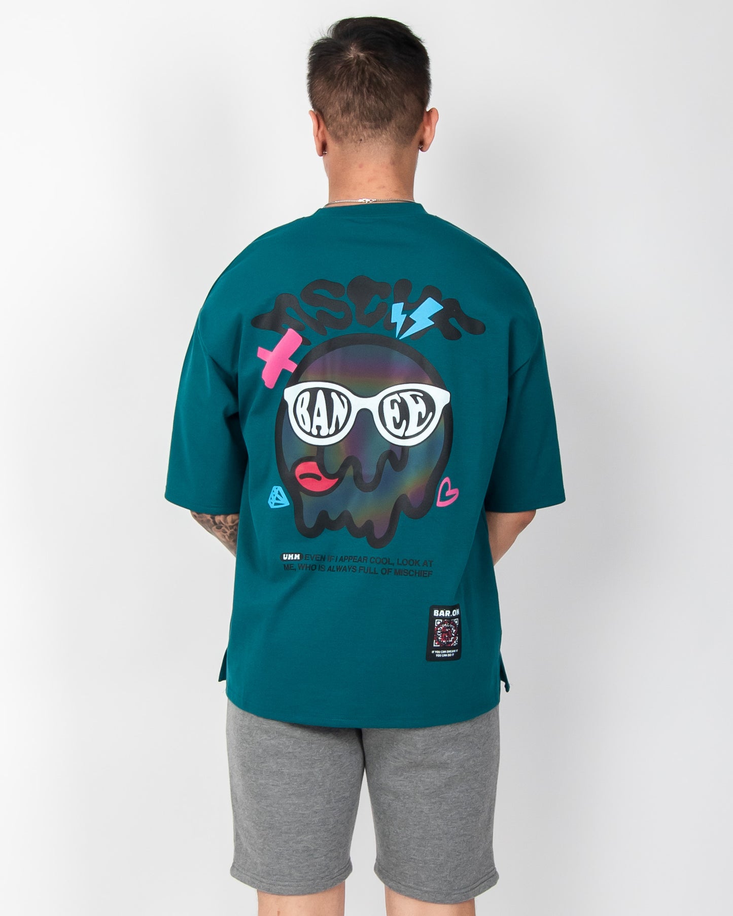 M-Sunglasses T-Shirt (2)