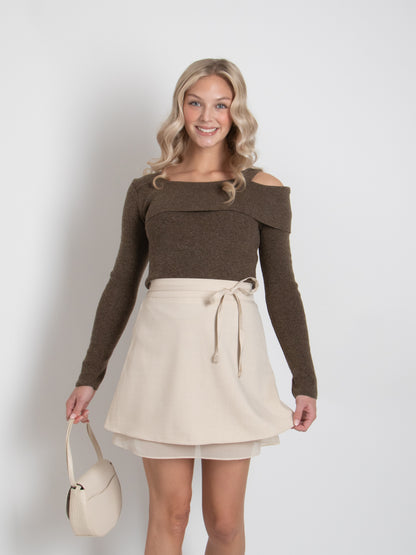 Unbalance Shoulder Knit