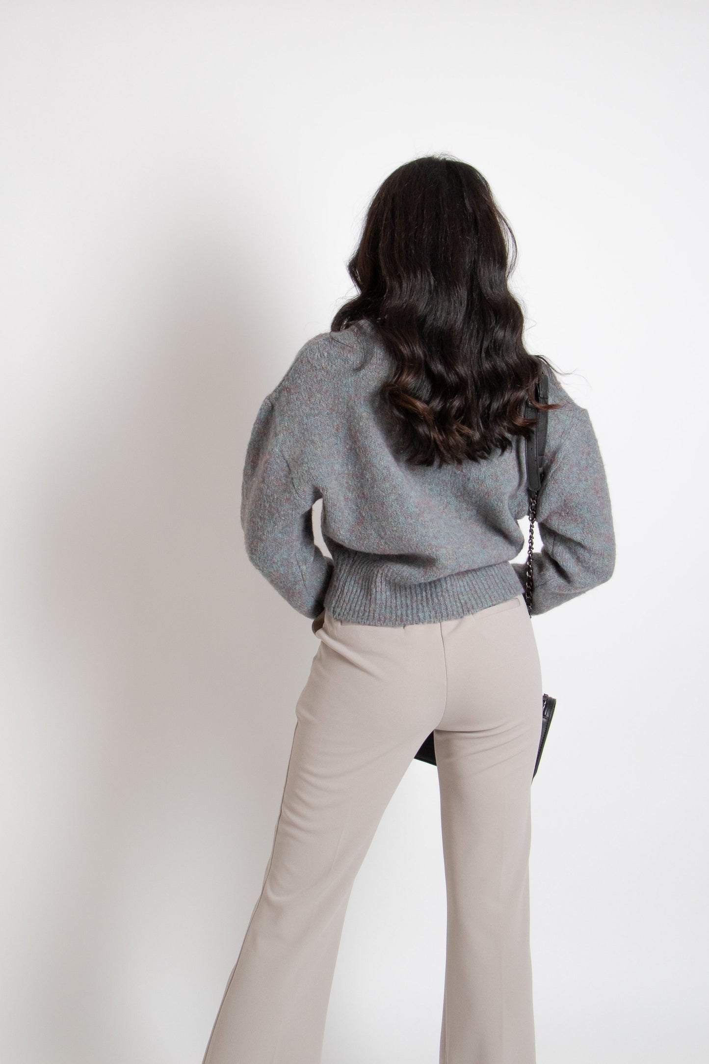 V-Neck Knit